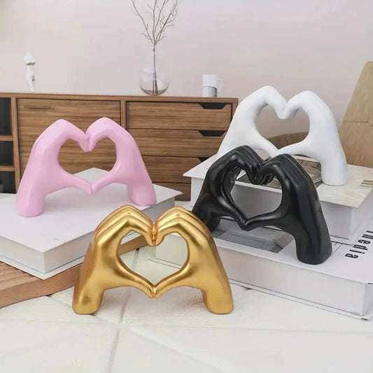 Creative Heart Hand Statue Abstract Hand Love Figurines Living Room Bedroom Modern Home Desktop Wedding Decoration